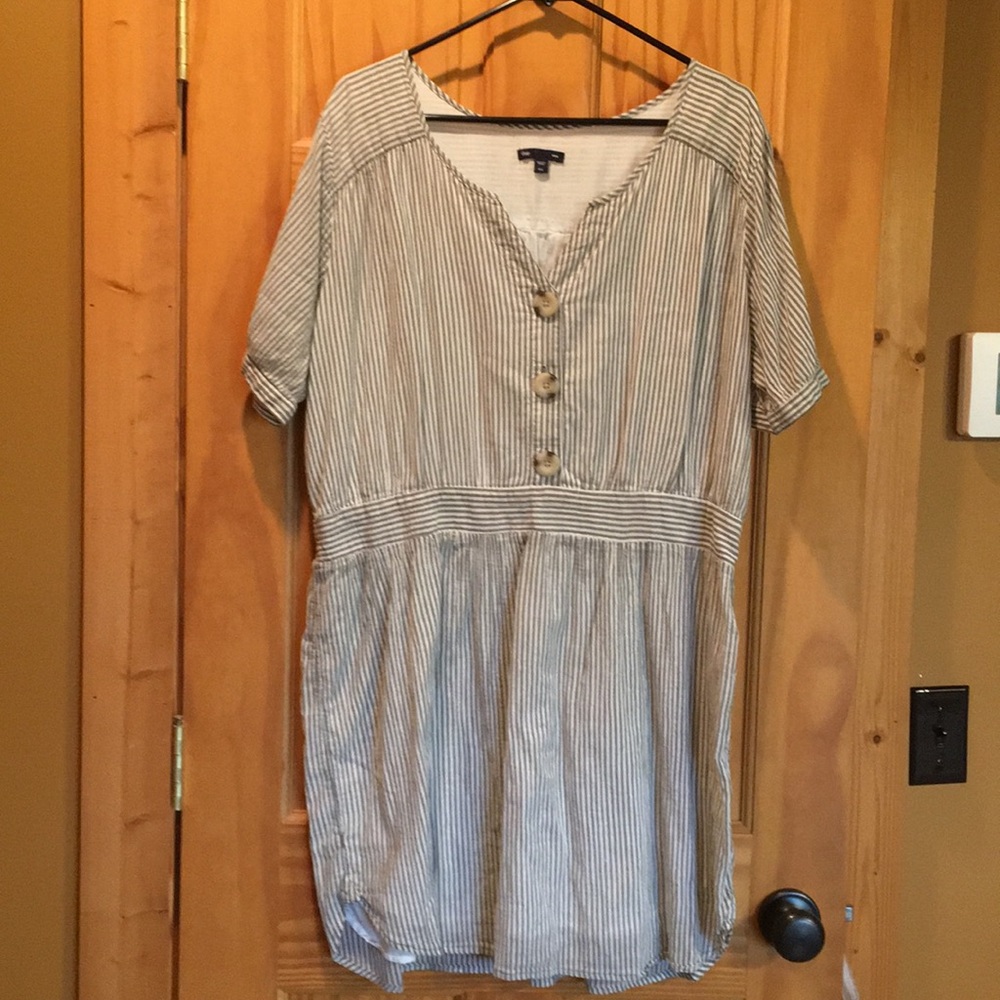 Gap Dress: XXL